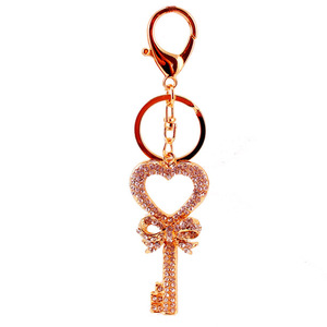 Llavero creativo <span class=keywords><strong>de</strong></span> lujo <span class=keywords><strong>de</strong></span> metal en forma <span class=keywords><strong>de</strong></span> corazón con diamantes <span class=keywords><strong>de</strong></span> imitación accesorio diario <span class=keywords><strong>de</strong></span> moda y regalo <span class=keywords><strong>de</strong></span> joyería romántica para el <span class=keywords><strong>amor</strong></span> - Product Image 6