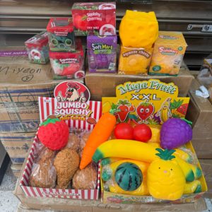 Juguete Antiestrés de TPR con Diseño Mixto de Zanahoria y Pierna de Pollo Frita, el Más Vendido en Stock - Product Image 1