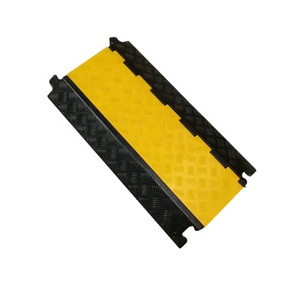Miếng Bọc Bảo Vệ Cáp Sự Kiện Bằng Nhựa Cao Su Miếng Bảo Vệ Cáp Chống Va Đập Tốc Độ Đường Trường 3 Kênh - Product Image 3