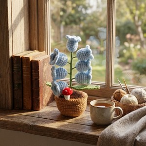 โคมไฟตั้งโต๊ะรูปดอกลิลลี่วัลเล่ย์ถักโครเชต์ทำมือ ของตกแต่งห้องนอน ของขวัญวันเกิด งานฝีมือสิ่งทอ - Product Image 4