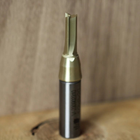Fraise droite en carbure de tungstène HRC45 avec revêtement TiCN pour défonceuse CNC, idéale pour le rainurage et le travail des panneaux de meubles