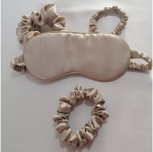 Ensemble <span class=keywords><strong>de</strong></span> taie d'oreiller 100% soie, masque <span class=keywords><strong>de</strong></span> sommeil et <span class=keywords><strong>bonnet</strong></span>, tissé uni à motif végétal, écologique, avec logo personnalisé, portable, pour la maison et l'hôtel - Product Image 3