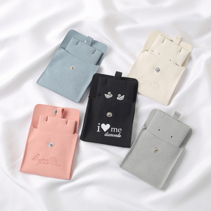 Ensemble de sacs de rangement et de présentation pour bijoux (boucles d'oreilles, bagues) en microfibre mini, personnalisables avec logo, avec coussinet – Offre spéciale - Product Image 1