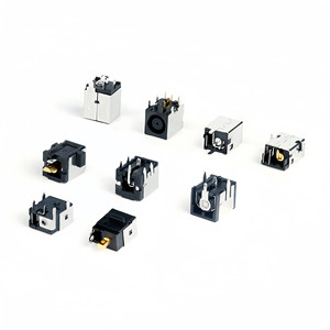 Prise de courant DC femelle 5,5 * 2,1/2,5 mm 012G//304/007B/125/112/044A noire, vente directe d'usine, production sur mesure - Product Image 1