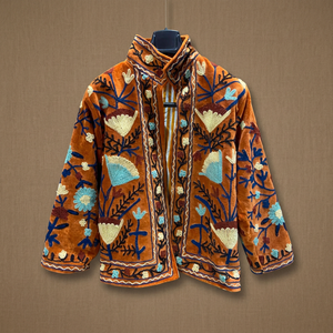 Veste en velours brodée à la main, col montant, motif floral, manches longues, manteau d'automne pour femme, longueur courte, vente en gros, manteaux Suzani - Product Image 1