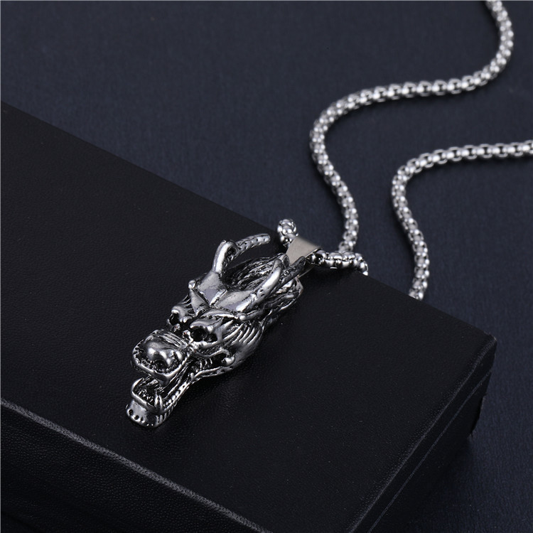 Tête de dragon A33