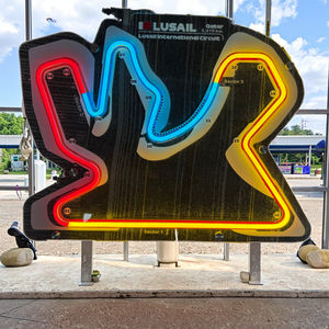 لافتة نيون LED لحلبة سباق الفورمولا 1 سبا-فرانكورشامب مع تحكم يدوي بدون تركيب لتزيين حفلات الزفاف والإعلانات تعمل بالتيار المستمر - Product Image 4