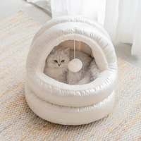 Lits pour chats confortables semi-fermés d'intérieur