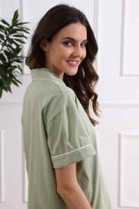 FUNG 6056 <span class=keywords><strong>Pigiama</strong></span> da <span class=keywords><strong>Donna</strong></span> 100% Cotone con Ciabatte in <span class=keywords><strong>Peluche</strong></span> Abbinate, Set Corto per Dormire - Product Image 2