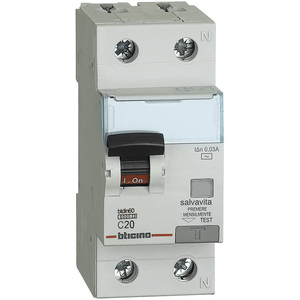 Bticino วงจรเบรกเกอร์แบบ Differential 1P + N 20A ไฟฟ้ากระแสสลับที่เหลือฟังก์ชั่นการทดสอบรายเดือน - Product Image 1