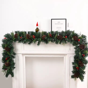 Guirnalda de <span class=keywords><strong>Pino</strong></span> Flocado de 2.7m con Piñas y Bayas Rojas, Preiluminada, Decoración Navideña para Chimenea y Escaleras, para Fiestas en Interiores y Hogar - Product Image 1