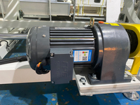 Nouvelle ponceuse à rouleaux lourde pour le ponçage du bois, pour le retournement de panneaux en bois massif, en acier inoxydable, haute productivité