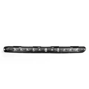 ไฟเบรกดวงที่สามแบบ LED สำหรับรถยนต์ Mercedes-Benz E-Class W211 รุ่น A2118201556 สีแดงขาว ใช้เป็นไฟจอด - Product Image 1