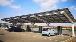 Cargador de Vehículos Eléctricos de 1000KVA, 500KVA, 800KVA, 600KVA con Estación de Energía Solar de 1MW, 3MW, CCS2, Estaciones de Carga para Vehículos Eléctricos de Montaje en Suelo - Product Image 4