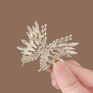 Exquisitos Broches de Mariposa para Mujer, Broches de Cristal de Lujo para Niñas, Accesorios de Ropa con Pedrería, Joyería, Regalo - Product Image 4