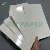 Carton alimentaire enduit PET 315gsm 320gsm 350gsm 700 x 1000mm pour boîte à lunch