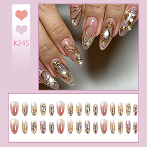 Vente en gros de faux ongles faits à la main sur mesure | Réutilisable et de haute qualité - Product Image 5