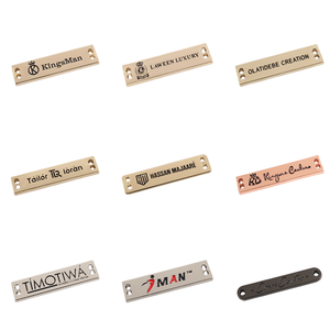 OEM ODM Zubehör benutzerdefiniert metallisch graviert geprägt Markename Metall-Logo Kleidung-Etikett Stempel-Tag Platte für Handtaschen Tasche - Product Image 2