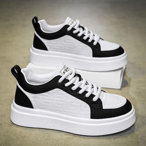 Scarpe da Corsa alla Moda per Uomo, Traspiranti con Tomaia in Rete, Allacciatura, Aumento di Altezza, Sportive e Casual - Product Image 1