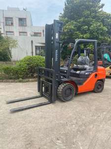 Chariot élévateur à mât élevé Toyota utilisé 3 tonnes prix pas cher - Product Image 4