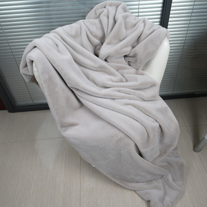 Jeté en <span class=keywords><strong>fausse</strong></span> <span class=keywords><strong>fourrure</strong></span> de lapin <span class=keywords><strong>beige</strong></span> ultra doux, couverture en <span class=keywords><strong>fausse</strong></span> <span class=keywords><strong>fourrure</strong></span> d'animal confortable et moelleuse pour canapé - Product Image 4