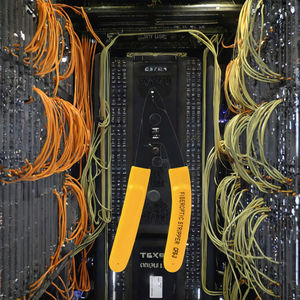 CFS-3 optische Zange Werkzeug faser Drei-Loch-Miller-Klemm-Abisolierzange für 4G Network Drop Fiber Optic Cable Stripper - Product Image 2