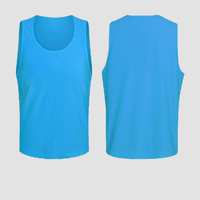 Bavoirs d'entraînement de football à prix réduit Gilet de football personnalisé et coloré de haute qualité pour hommes