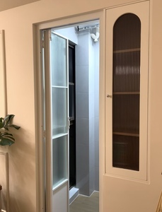 Französische Stahl-Falttür mit thermisch getrenntem schlankem Rahmen, doppelt verglastem Isolierpaneel und glattem Faltsystem für den Außenbereich - Product Image 3