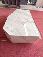 Meubles de salon modernes et luxueux sur mesure, table basse en marbre à socle bas pour la décoration de la maison