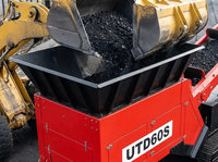 Konveyor Penyimpanan Barang Terbaru Upsen UTD60S |   Pabrik Pemuatan Langsung Gerbong Kereta Api 17m Sabuk Karet Kecepatan Dapat Diatur 380V 1200mm