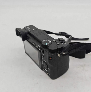 Boîtier A6500 d'occasion uniquement — 24,2 MP APS-C + stabilisation d'image 5 axes, excellent état, entièrement fonctionnel ! - Product Image 4