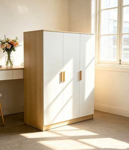 Armoire blanche moderne avec poignées en bois, portes battantes, design scandinave, meuble de rangement autoportant pour chambre à coucher - Product Image 3