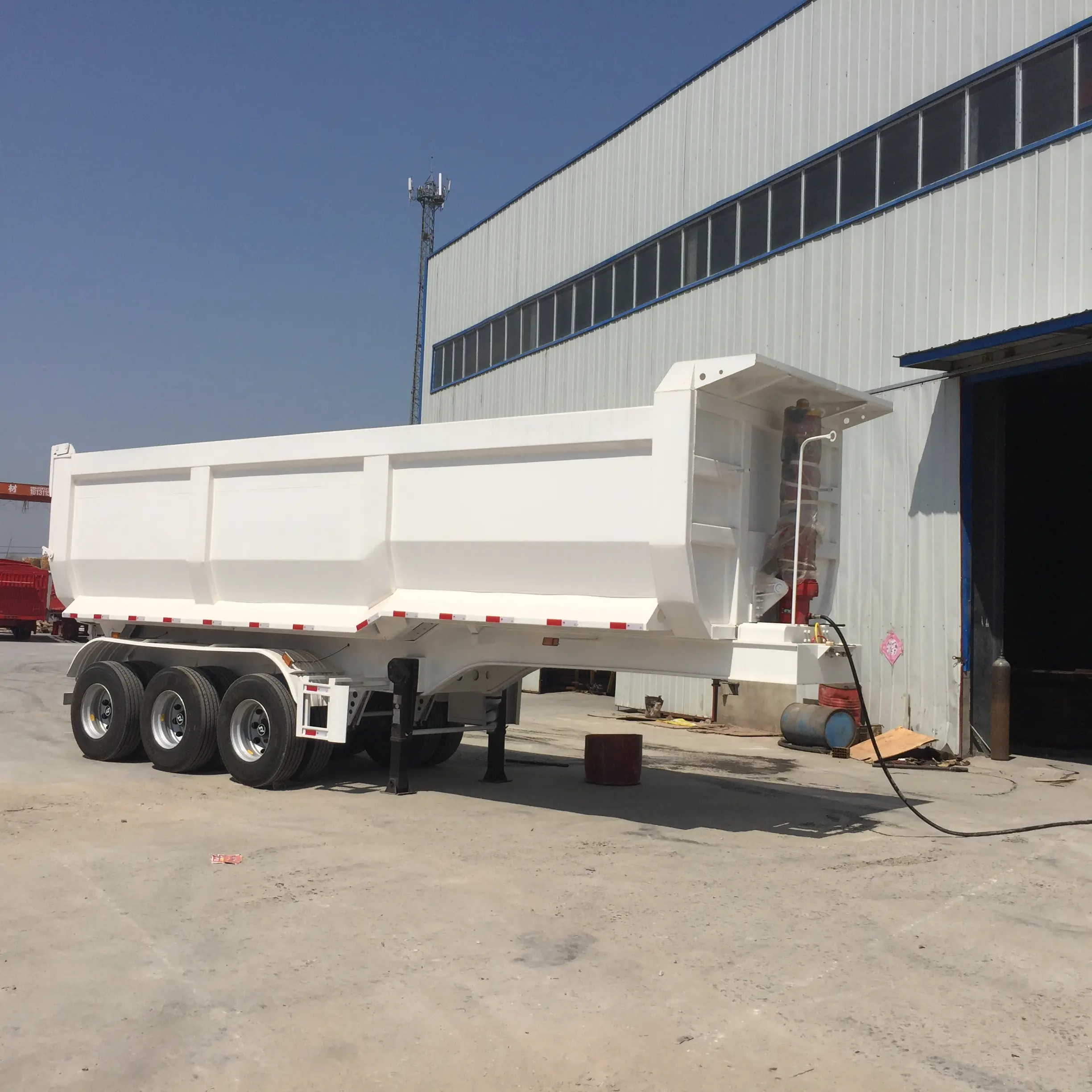 High Quality Factory Made New 3 Axles Dump Trailer For Construction