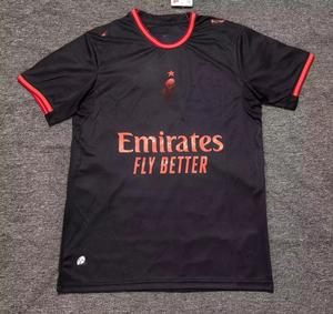 Groothandel op maat gemaakte kwaliteitsvoetbaltenues Thailand, ademend, korte mouwen voor volwassenen, maat XL - Product Image 1