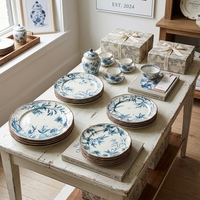 Lot de Plats de Dîner en Céramique en Gros – Assiettes en Porcelaine à Motif Floral Bleu de 6,5, 8, 10,5 et 12 Pouces pour Mariages, Maisons, Cuisines et Restaurants (Vente en Gros)