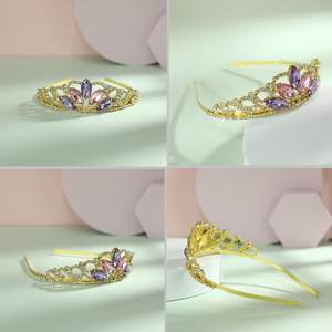 Tiara <span class=keywords><strong>de</strong></span> <span class=keywords><strong>Rapunzel</strong></span> Hengkaixuan con Brillantes Diamantes <span class=keywords><strong>de</strong></span> Imitación - Regalo Unisex <span class=keywords><strong>para</strong></span> <span class=keywords><strong>Niñas</strong></span> y Mujeres <span class=keywords><strong>para</strong></span> <span class=keywords><strong>Cumpleaños</strong></span>, Navidad y Halloween - Product Image 5