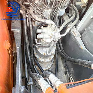 Excavatrice Hitachi ZX200 d'occasion, 20 tonnes, sur chenilles, avec bras long et godet robuste, idéale pour les travaux de terrassement profonds et les constructions lourdes - Product Image 5