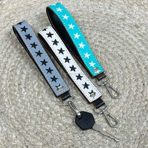 Nouveau porte-clés de poignet en cuir de vachette véritable fait main, personnalisé, style western, avec motif étoile, élégant, pour unisexe - Product Image 6