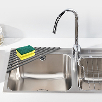 Égouttoir d'angle triangulaire en silicone enroulable, tapis de drainage pliable pour évier de cuisine, pour vaisselle, fruits et légumes