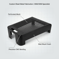 Service de fabrication métallique sur mesure OEM : Grille de protection noire mate en maille perforée et pliée pour machine