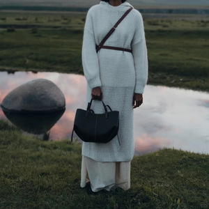 Sac fourre-tout de grande capacité <span class=keywords><strong>avec</strong></span> plis, à la <span class=keywords><strong>main</strong></span>, à une épaule et <span class=keywords><strong>sous</strong></span> le bras pour femmes, sac à <span class=keywords><strong>main</strong></span> de luxe pour dames - Product Image 3