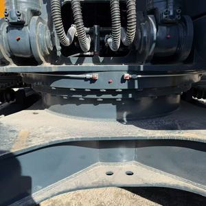 Excavatrice sur chenilles Hyundai HX220A L d'occasion, 22 tonnes, bon état, faible nombre d'heures de travail - Product Image 6