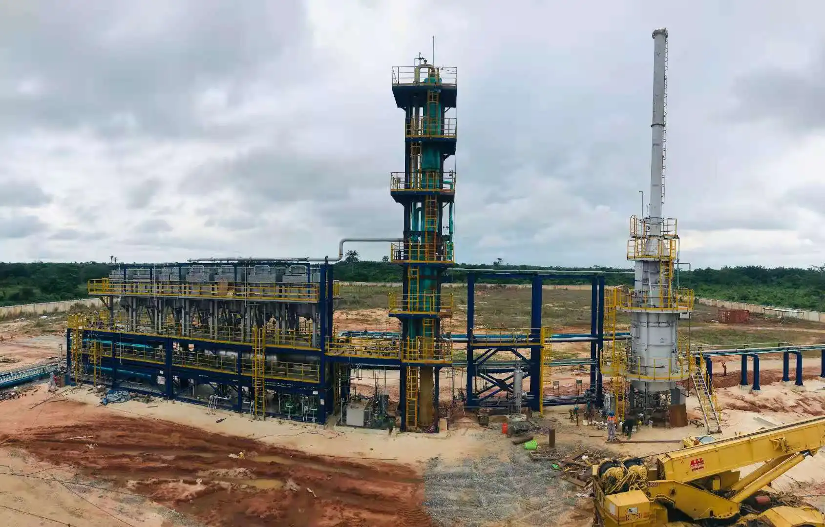 petroleum refinery plant
