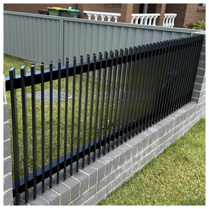 Panneaux <span class=keywords><strong>de</strong></span> clôture <span class=keywords><strong>de</strong></span> cour à lame verticale 3D en aluminium DIY Eco-Friendly Rust Free 1200mm 1600mm Metal Picket 50x10mm Clôture Panel - Product Image 1