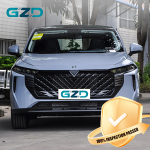 Gzd Véhicule d'<span class=keywords><strong>occasion</strong></span> en promotion : Venucia V Da V Essence 1.5 SUV d'<span class=keywords><strong>occasion</strong></span>, traction avant, 5 places - Product Image 1