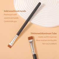 Pinceau de maquillage professionnel à poils synthétiques, manche en bois, virole en aluminium, pour correcteur et soins de la peau, marque privée, logo personnalisé, format compact