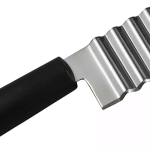 3cr13 <span class=keywords><strong>Couteau</strong></span> <span class=keywords><strong>de</strong></span> coupe froissé en acier inoxydable <span class=keywords><strong>Couteau</strong></span> <span class=keywords><strong>de</strong></span> <span class=keywords><strong>cuisine</strong></span> pour pommes <span class=keywords><strong>de</strong></span> terre frites - Product Image 3