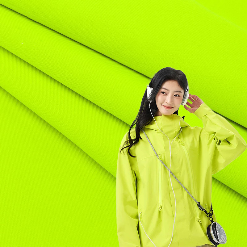 Good Quality 75D Mechanical Stretch Twill Pongee Fabric with Polar Fleece Laminated for Outdoor Jackets