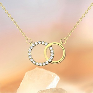 UIONEN Wholesale To My Wife Interlocking Double <b>Rings</b> Necklace with Custom Card, Platinum Plated Anniversary Gift Low OEM ODM - Product Image 4