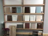 Échantillon de charnière coulissante pour tiroir d'évier en acier inoxydable durable Kino avec finition acrylique pour panneau de porte d'armoire de cuisine, contrôle qualité une pièce
